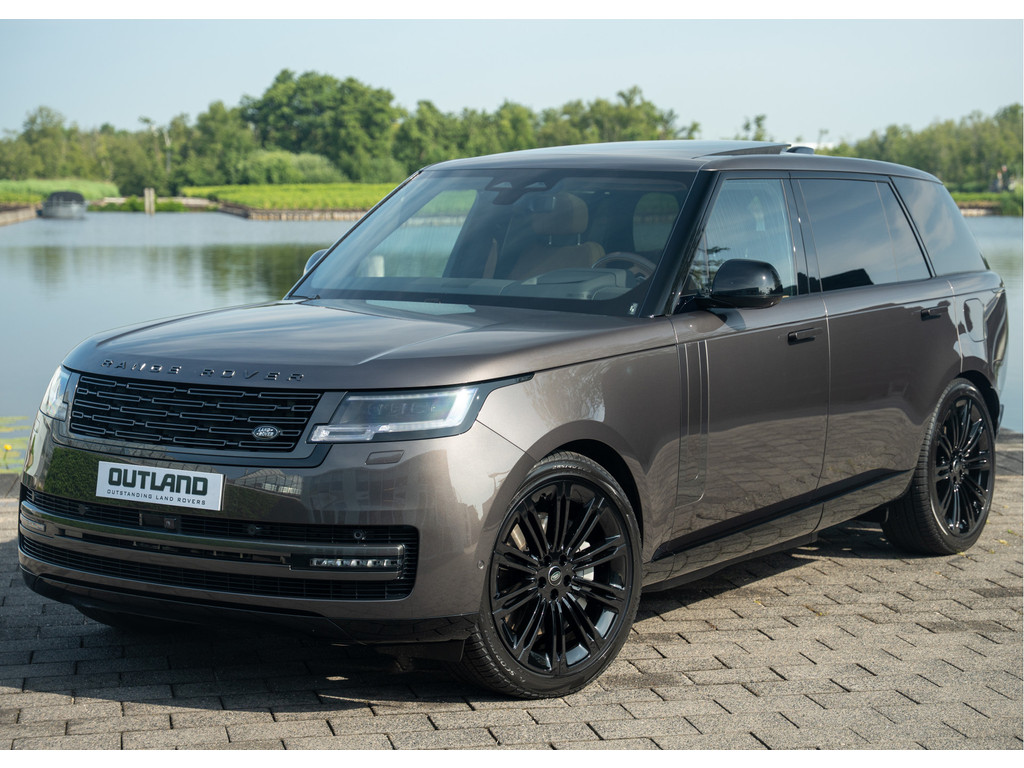 Land Rover Range Rover P460e LWB HSE