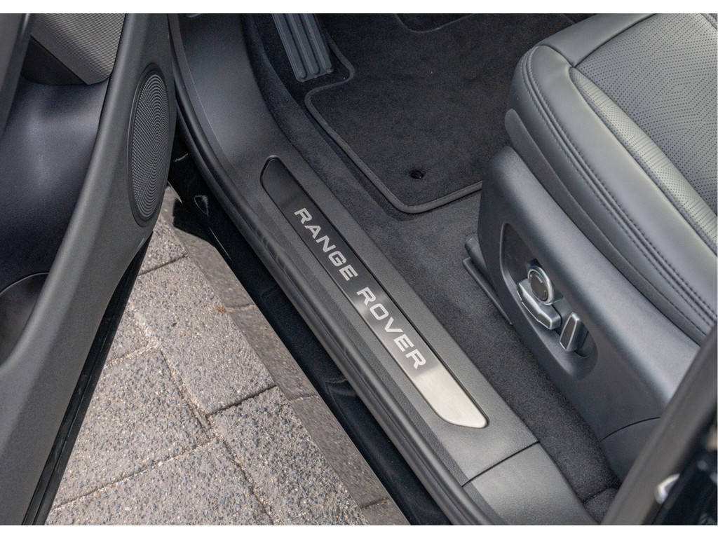 Land Rover Range Rover Evoque P270e Autobiography - 24
