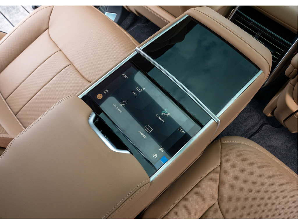Land Rover Range Rover P550e Autobiography - 17