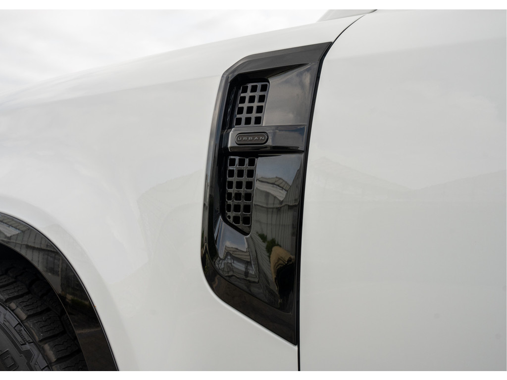 Land Rover Defender P300e 110 X-Dynamic HSE - 16