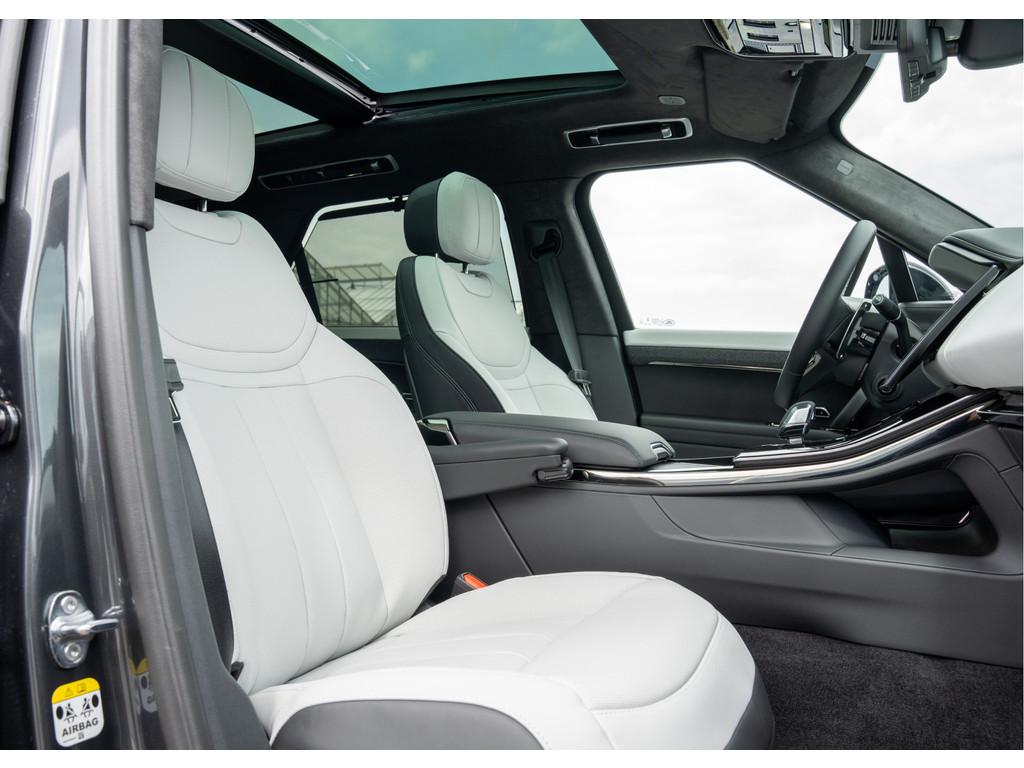 Land Rover Range Rover Sport P550e Autobiography - 11
