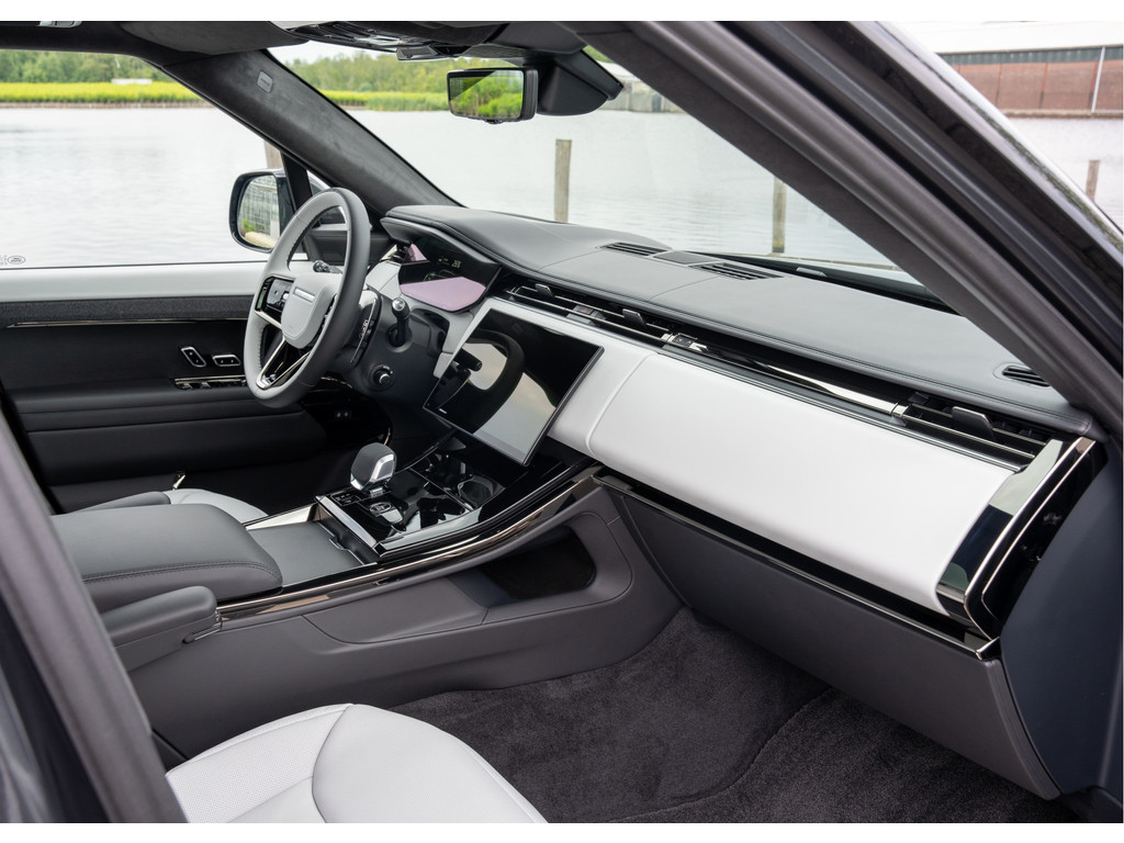 Land Rover Range Rover Sport P550e Autobiography - 13