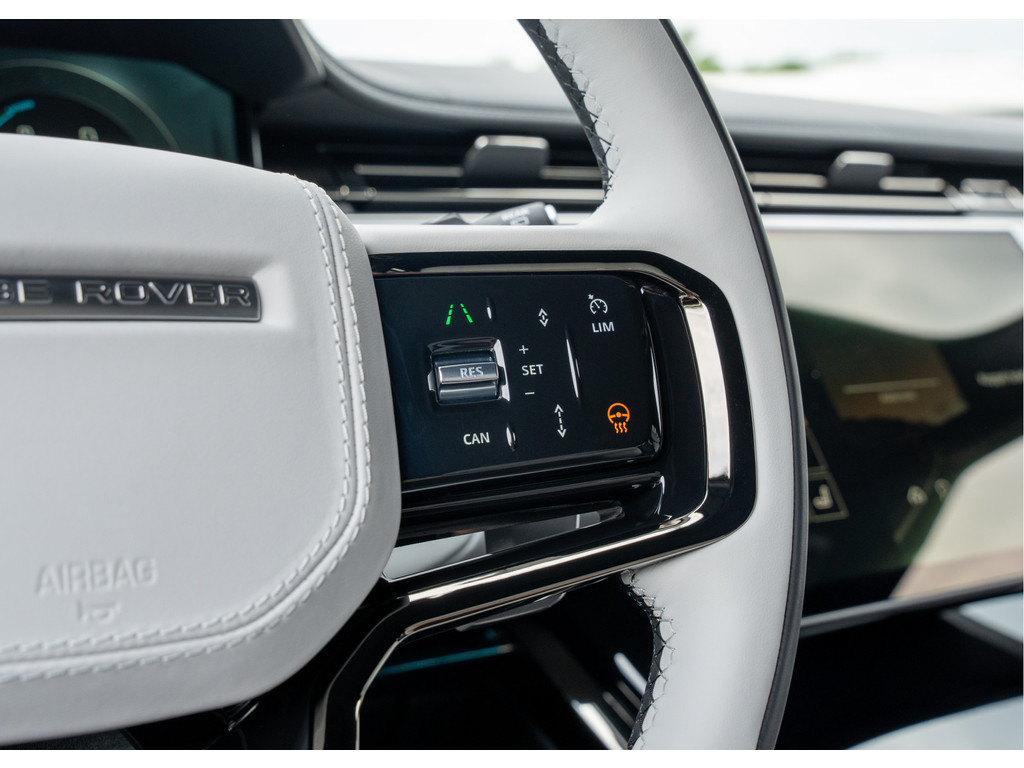 Land Rover Range Rover Sport P550e Autobiography - 18