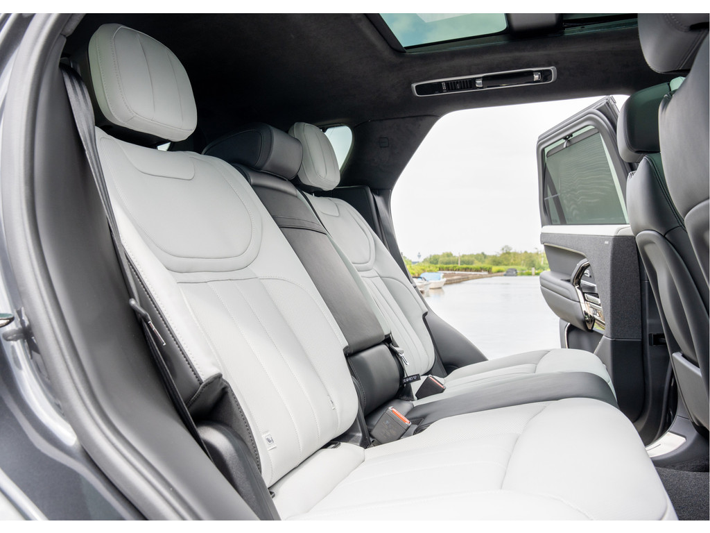 Land Rover Range Rover Sport P550e Autobiography - 19