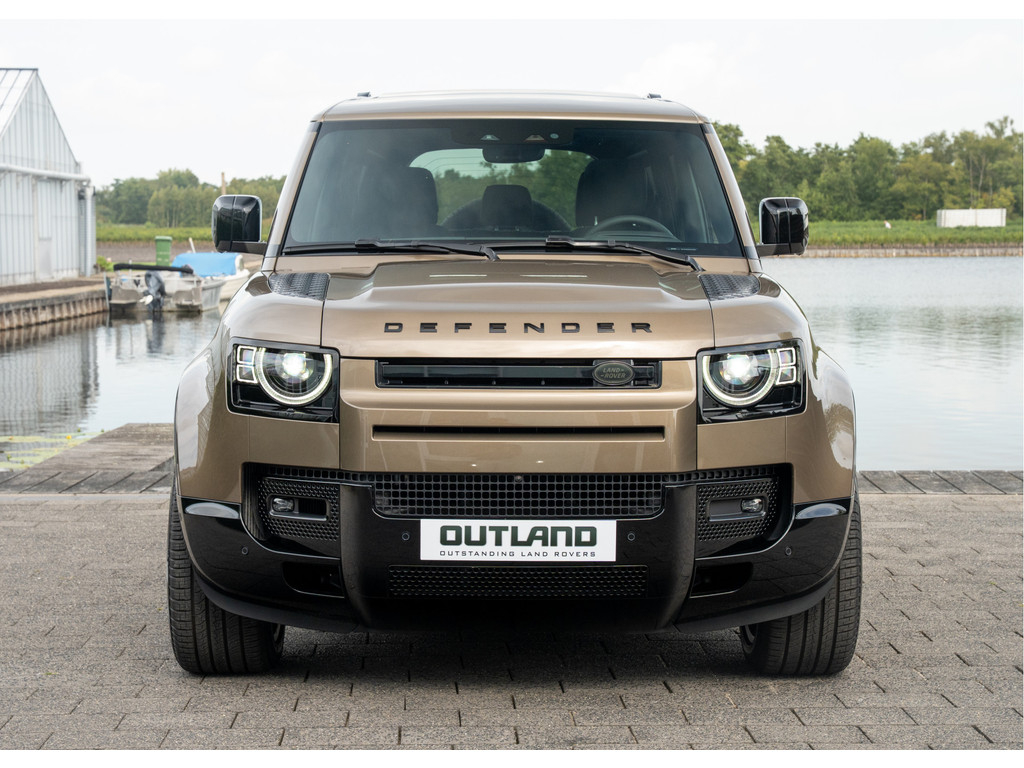 Land Rover Defender P300e 110 X-Dynamic HSE - 38