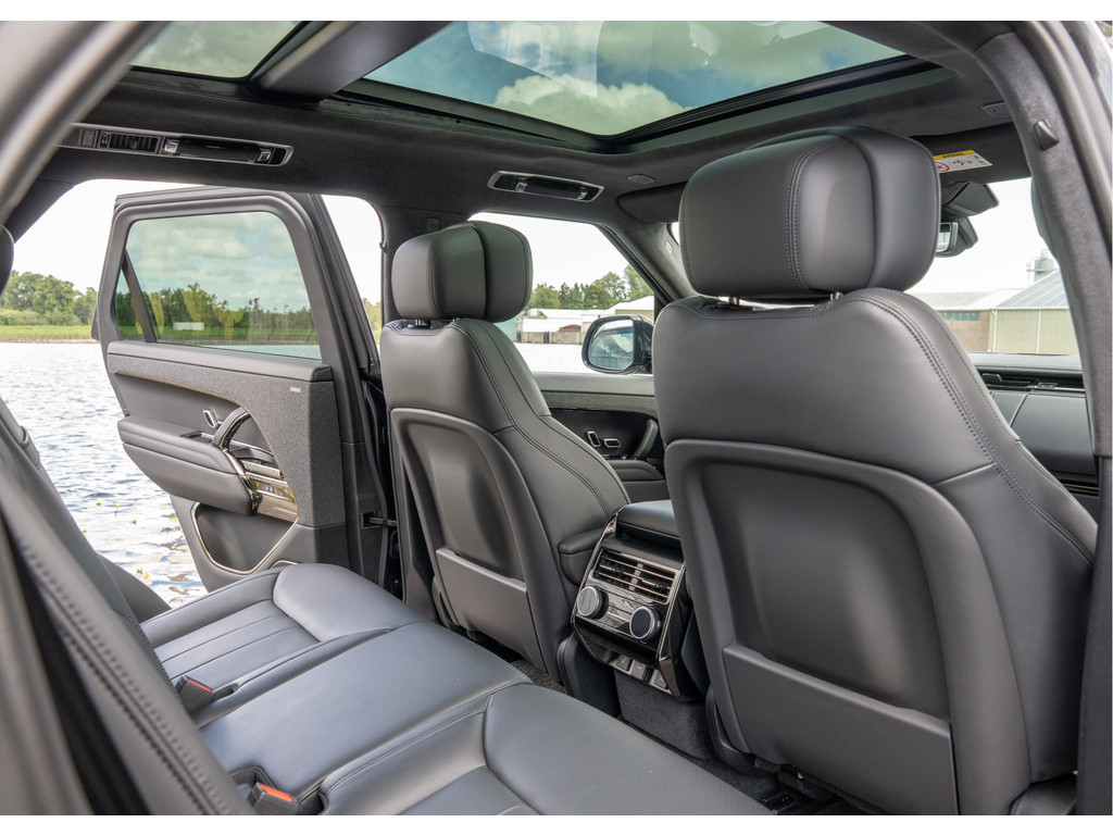 Land Rover Range Rover Sport P550e Autobiography - 18
