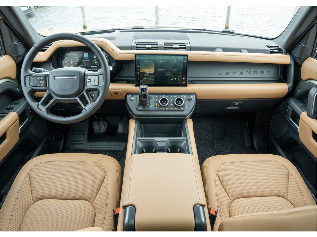 Land Rover Defender P300e 110 X-Dynamic HSE - 11