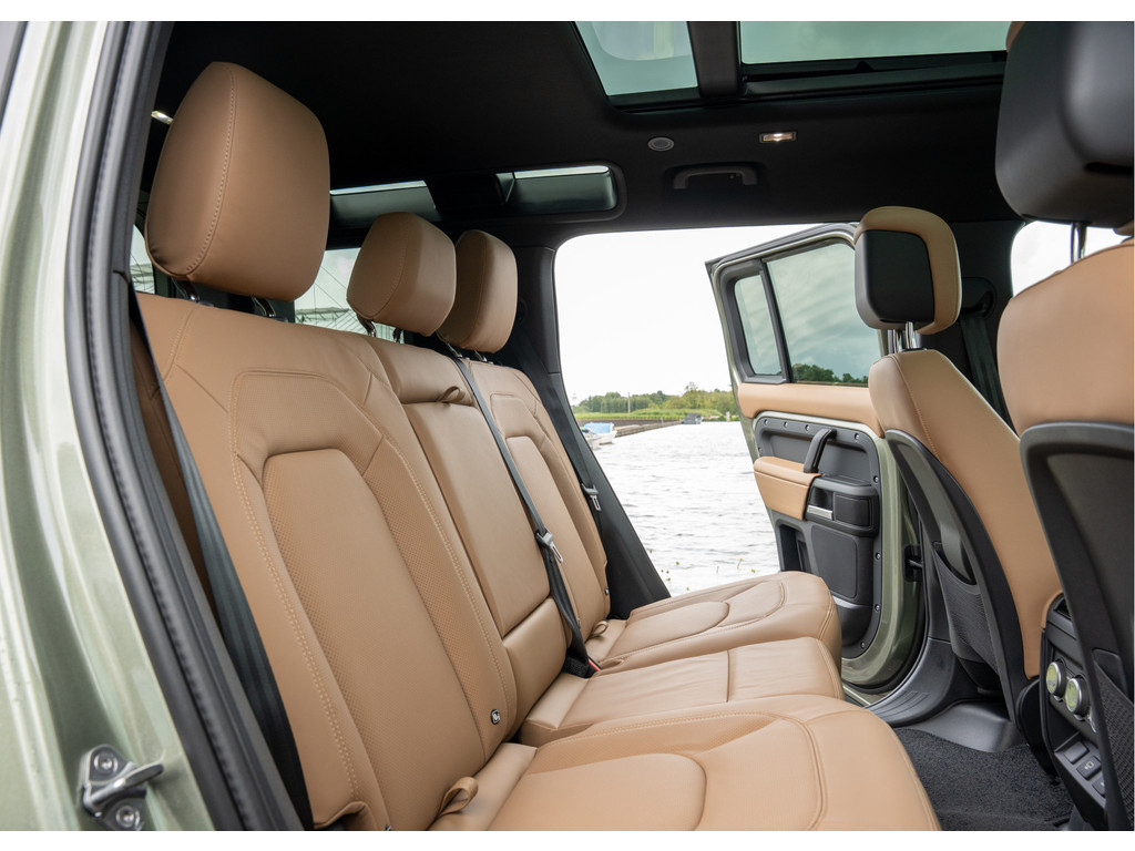 Land Rover Defender P300e 110 X-Dynamic HSE - 19