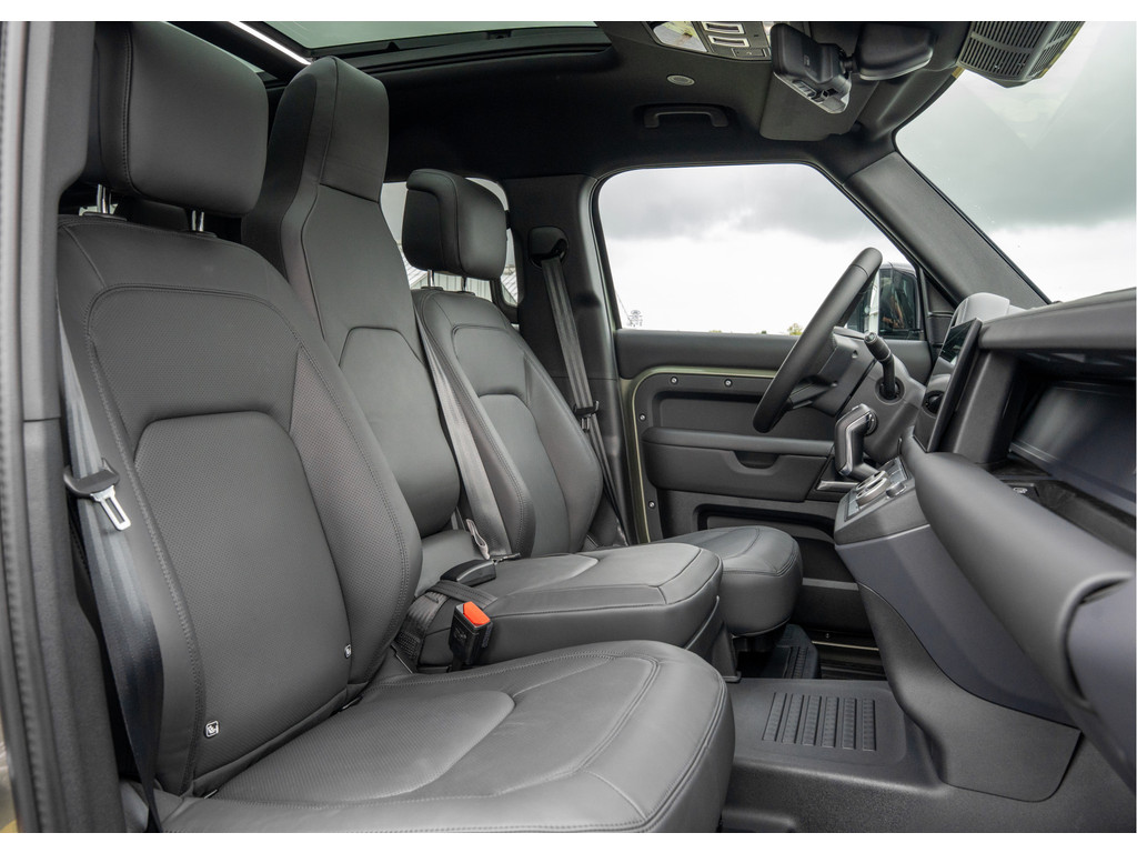 Land Rover Defender P300e 110 X-Dynamic HSE - 16