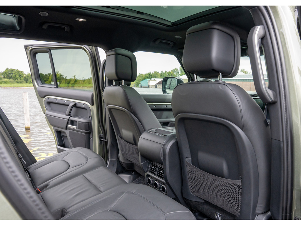 Land Rover Defender P300e 110 X-Dynamic HSE - 19