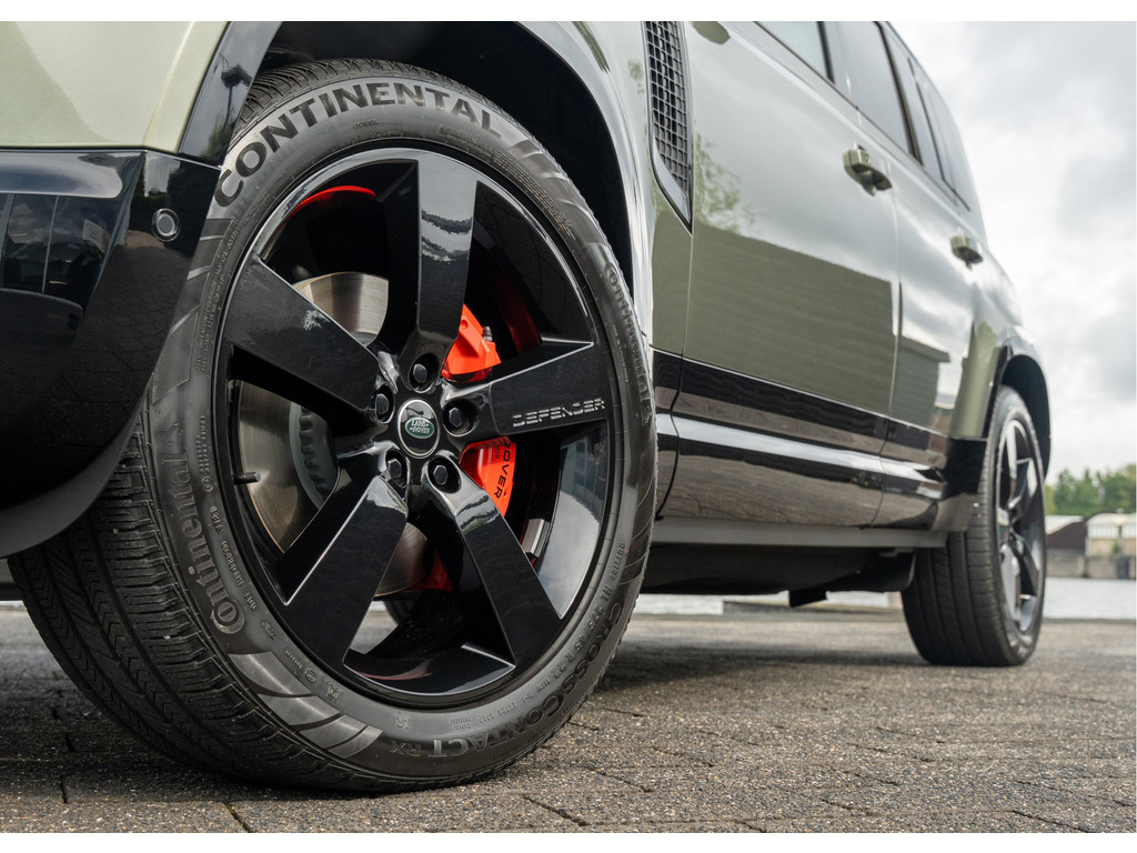 Land Rover Defender P300e 110 X-Dynamic HSE - 4