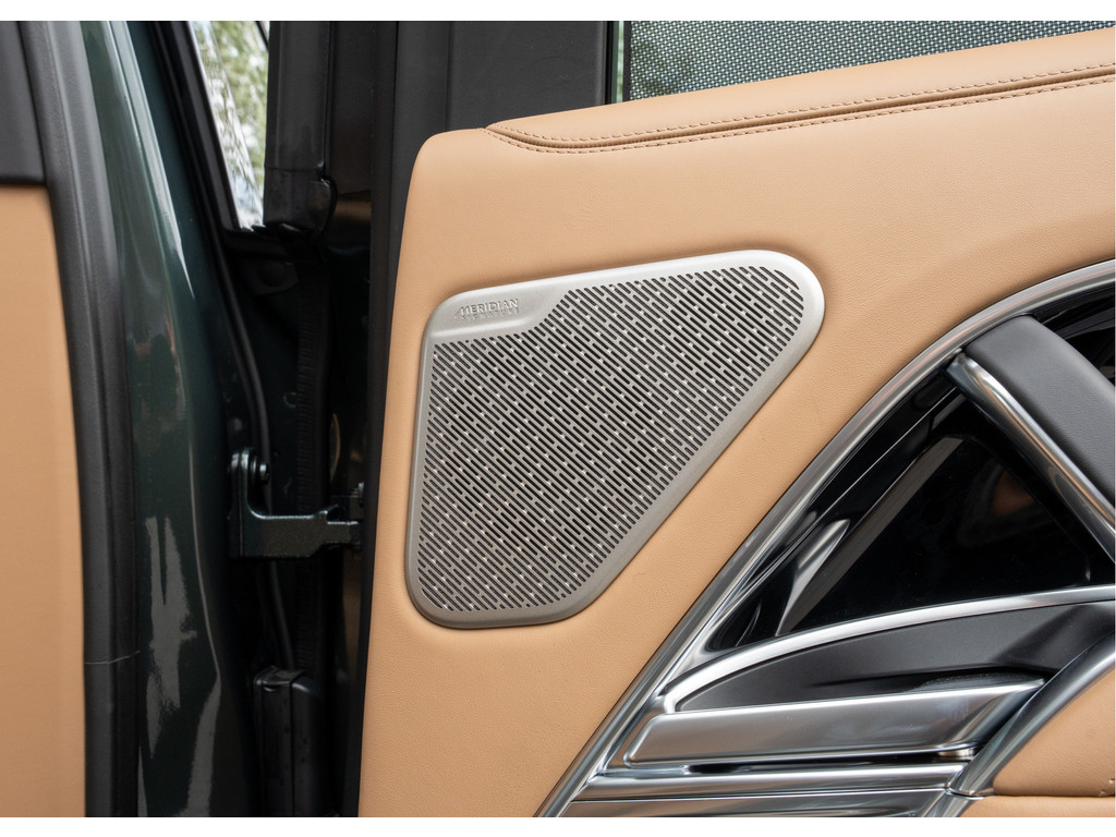 Land Rover Range Rover P550e Autobiography - 21