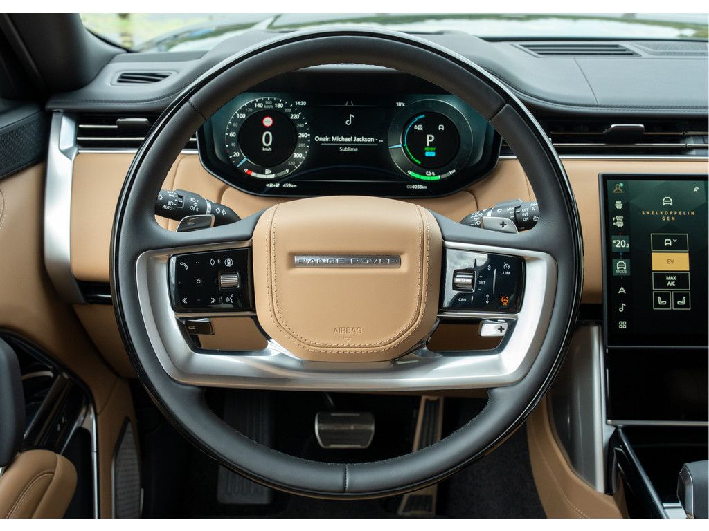 Land Rover Range Rover P550e Autobiography - 23