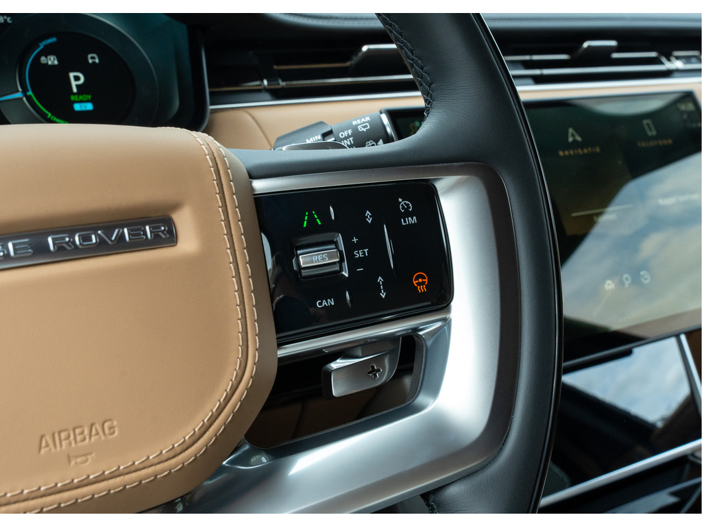 Land Rover Range Rover P550e Autobiography - 25