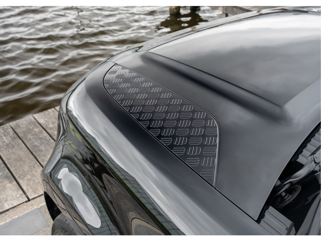 Land Rover Defender P300e 110 X-Dynamic HSE - 41