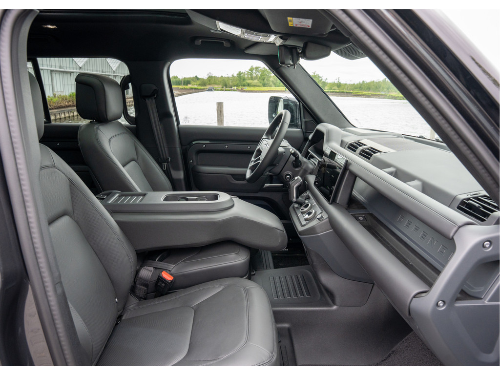 Land Rover Defender P300e 110 X-Dynamic HSE - 18