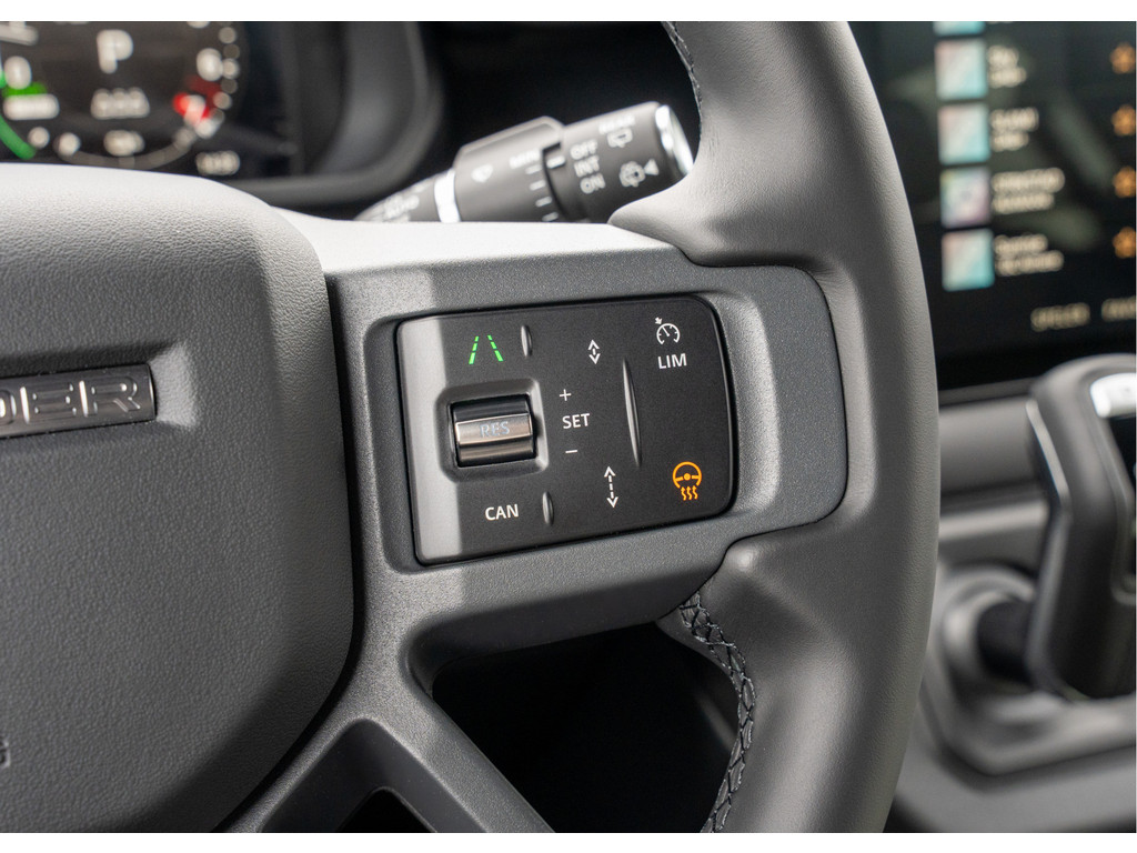 Land Rover Defender P300e 110 X-Dynamic HSE - 29