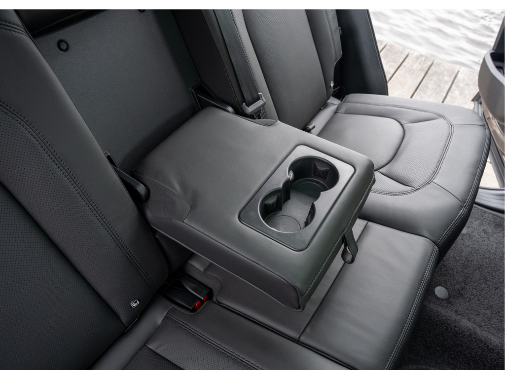 Land Rover Defender P300e 110 X-Dynamic HSE - 31