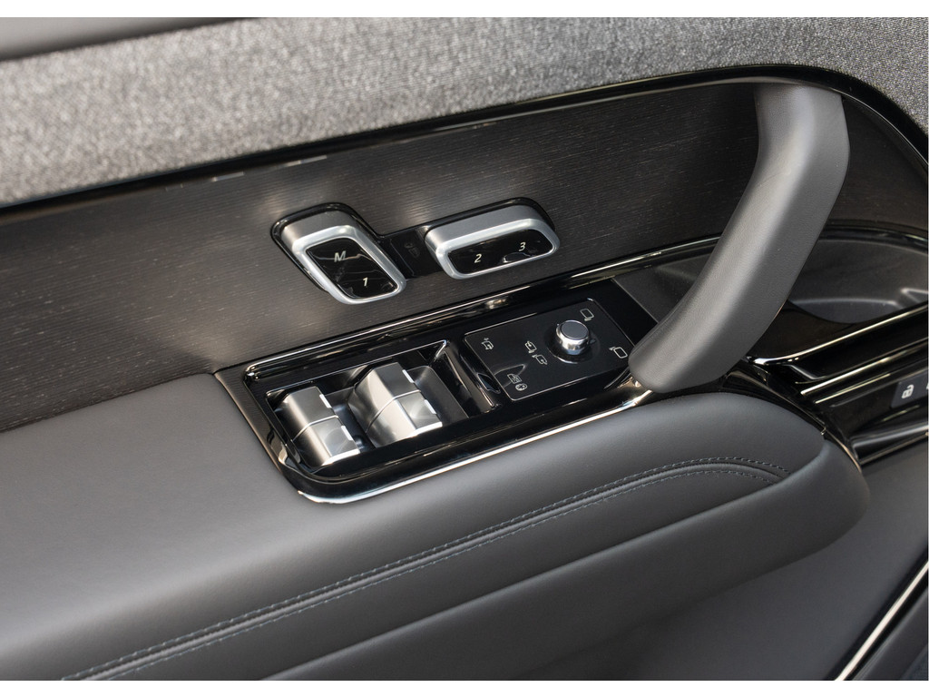 Land Rover Range Rover Sport P550e Autobiography - 15