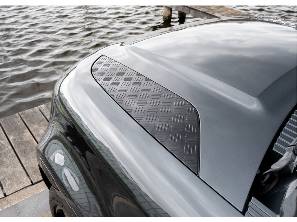 Land Rover Defender P300e 110 X-Dynamic HSE - 38