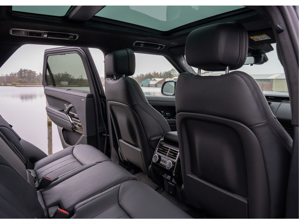 Land Rover Range Rover Sport P550e Autobiography - 17