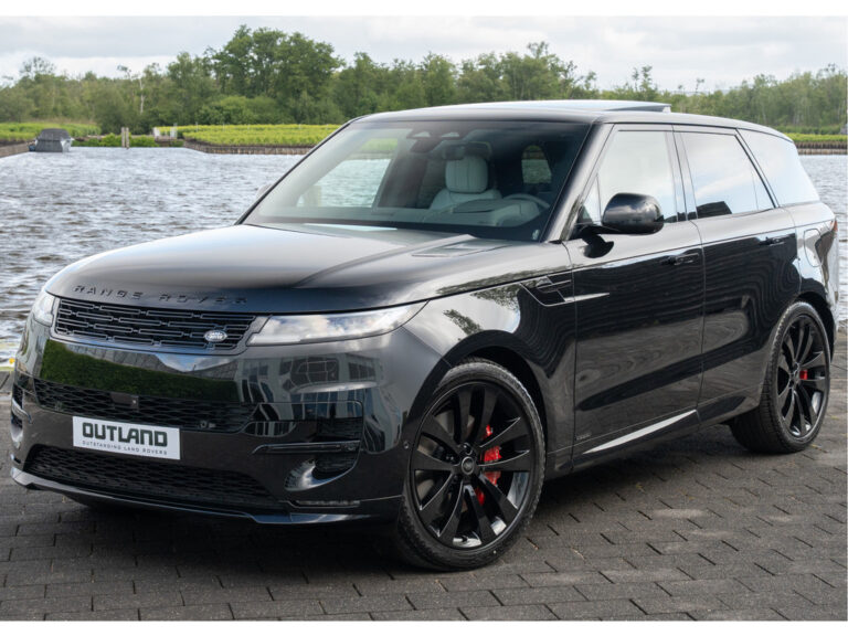 Land Rover Range Rover Sport P530 First Edition