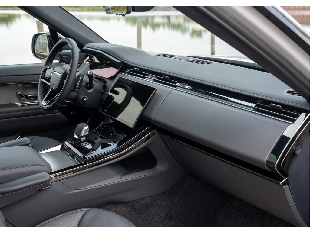 Land Rover Range Rover Sport P460e Dynamic HSE - 16