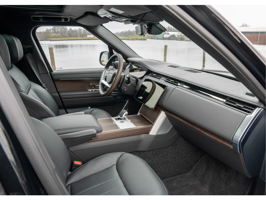 Land Rover Range Rover P550e Autobiography - 12