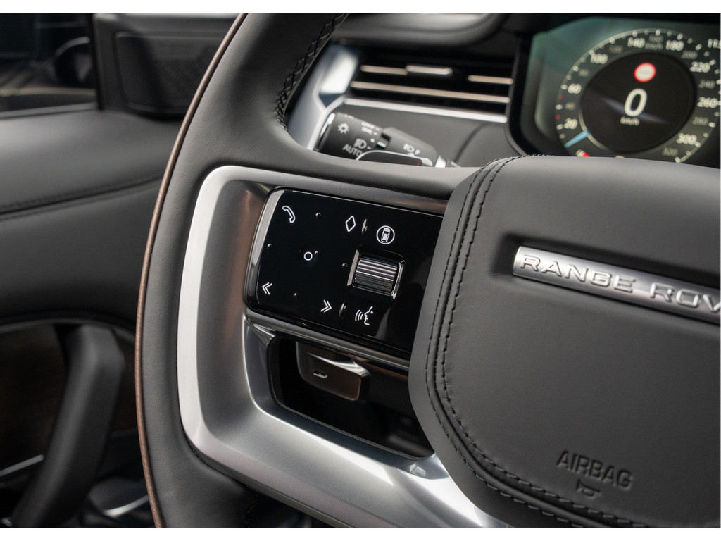 Land Rover Range Rover P550e Autobiography - 21