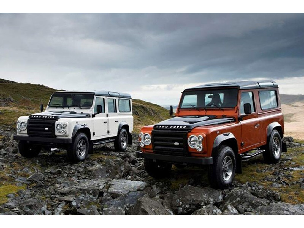 Land Rover Defender 110 P300e X-Dynamic HSE - 1