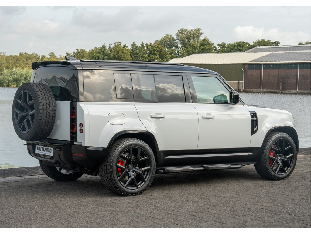 Land Rover Defender 110 P300e X-Dynamic HSE - 12