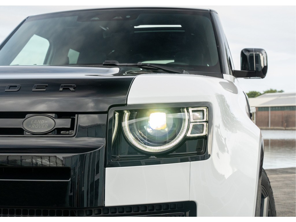 Land Rover Defender 110 P300e X-Dynamic HSE - 18