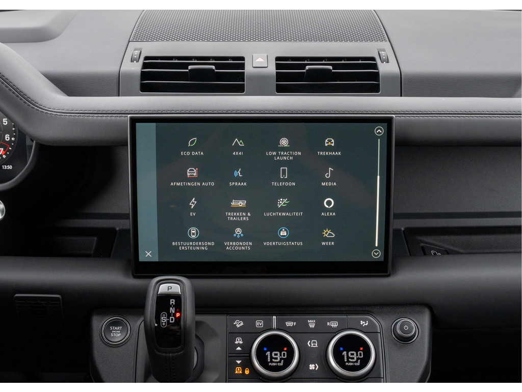 Land Rover Defender 110 P300e X-Dynamic HSE - 39