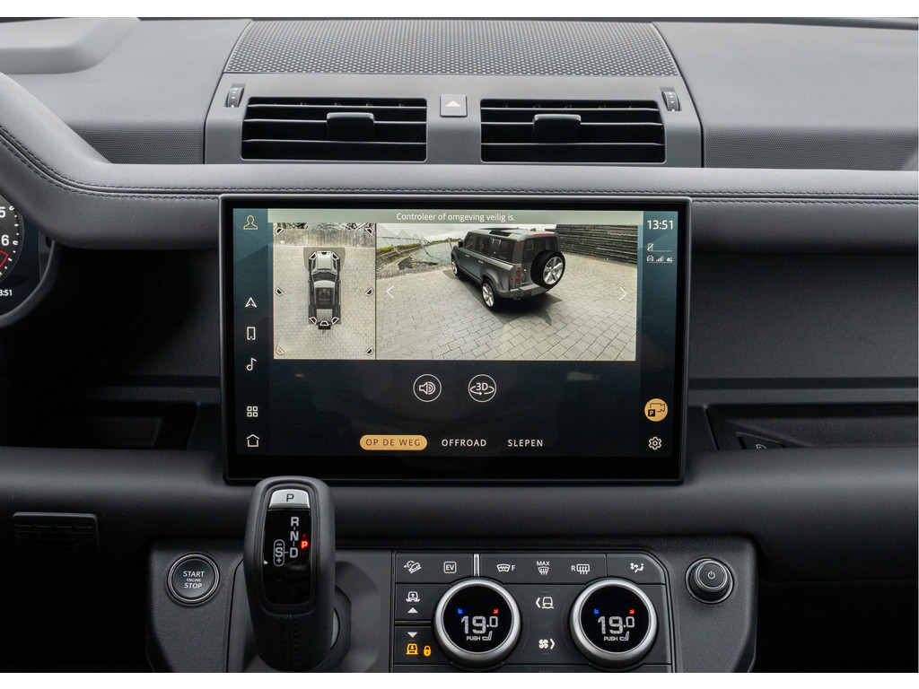 Land Rover Defender 110 P300e X-Dynamic HSE - 42