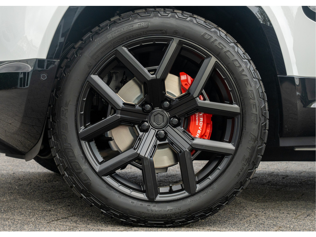 Land Rover Defender 110 P300e X-Dynamic HSE - 6