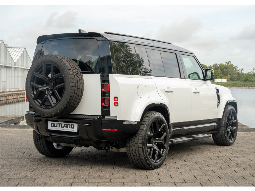 Land Rover Defender 110 P300e X-Dynamic HSE - 9
