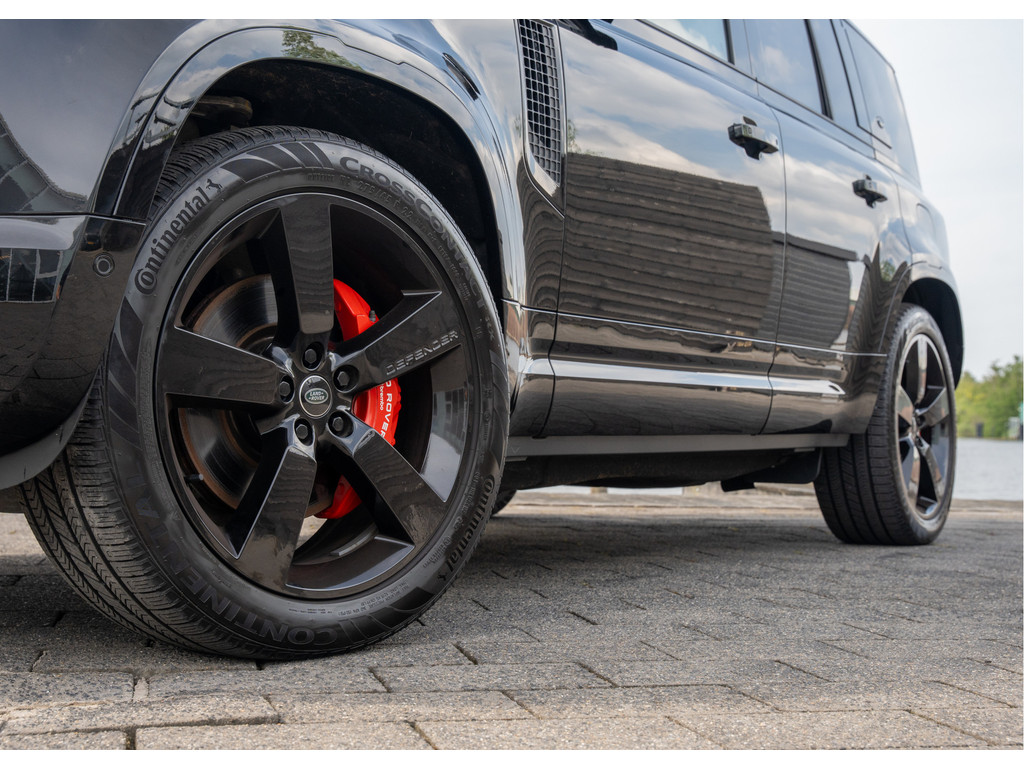 Land Rover Defender 110 P300e X-Dynamic HSE - 38