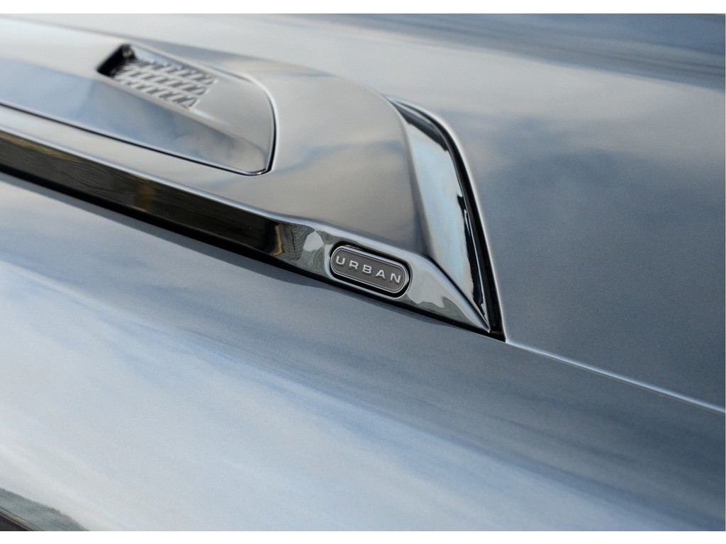 Land Rover Defender 110 P300e 110 X-Dynamic HSE - 40