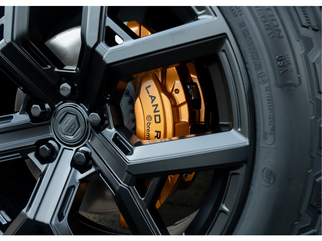 Land Rover Defender 110 P300e 110 X-Dynamic HSE - 8