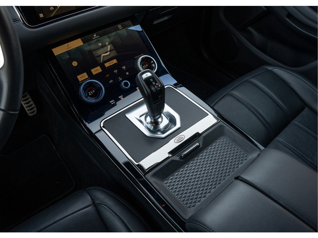 Land Rover Range Rover Evoque P300e R-Dynamic SE - 24