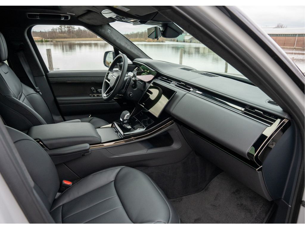Land Rover Range Rover Sport P550e Autobiography - 16