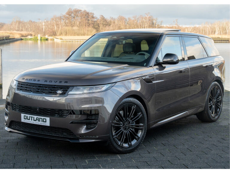 Land Rover Range Rover Sport P550e Autobiography