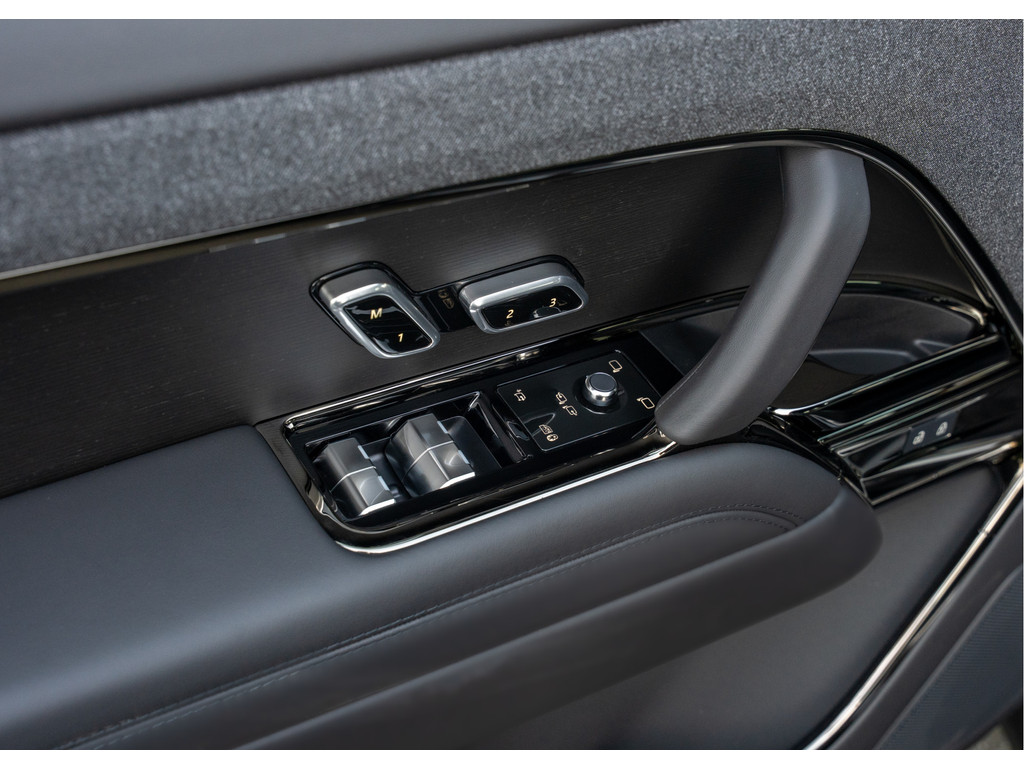 Land Rover Range Rover Sport P550e Autobiography - 23