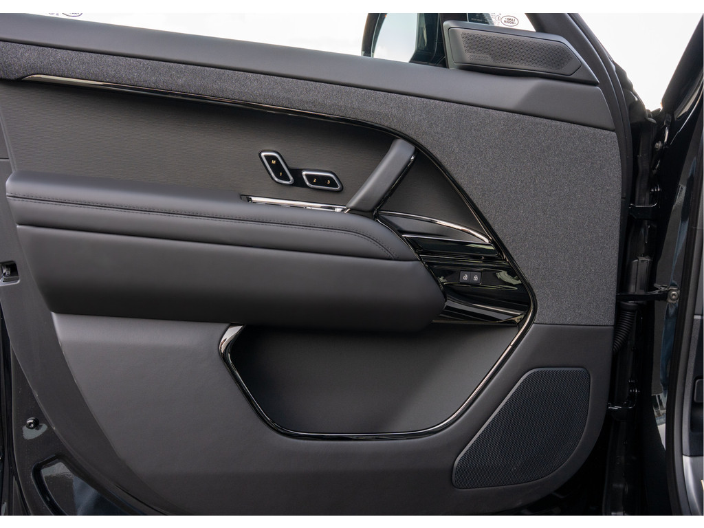 Land Rover Range Rover Sport P550e Autobiography - 25