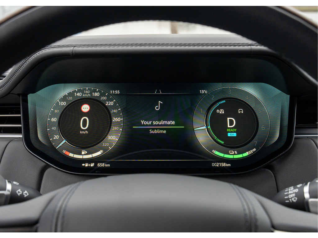 Land Rover Range Rover P550e Autobiography - 20