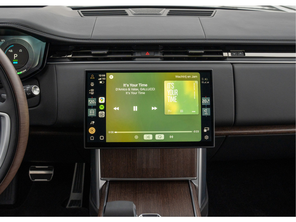 Land Rover Range Rover P550e Autobiography - 45