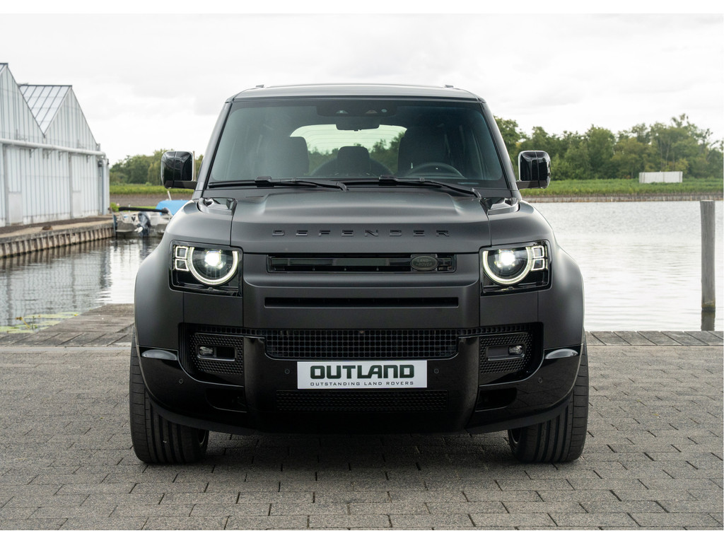 Land Rover Defender 110 P300e X-Dynamic HSE - 42