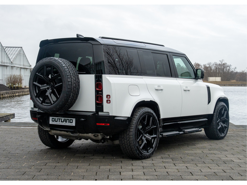 Land Rover Defender 110 P300e X-Dynamic HSE - 10