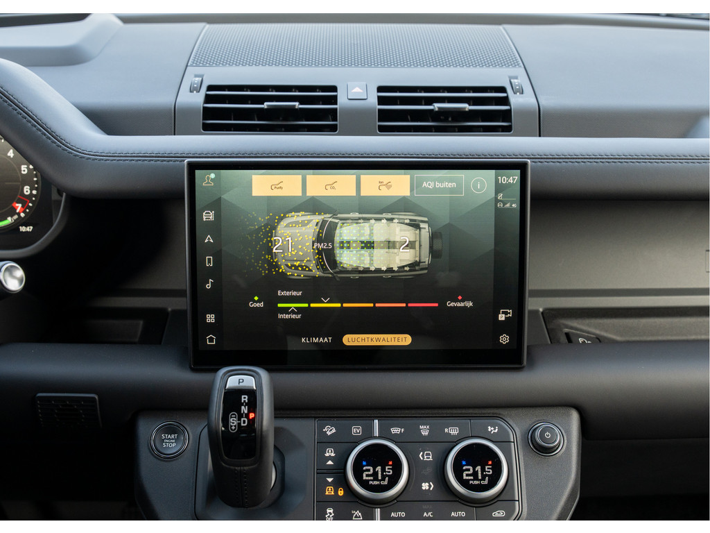 Land Rover Defender 110 P300e X-Dynamic HSE - 35