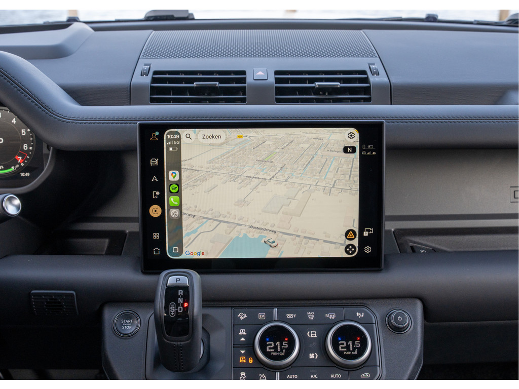 Land Rover Defender 110 P300e X-Dynamic HSE - 38